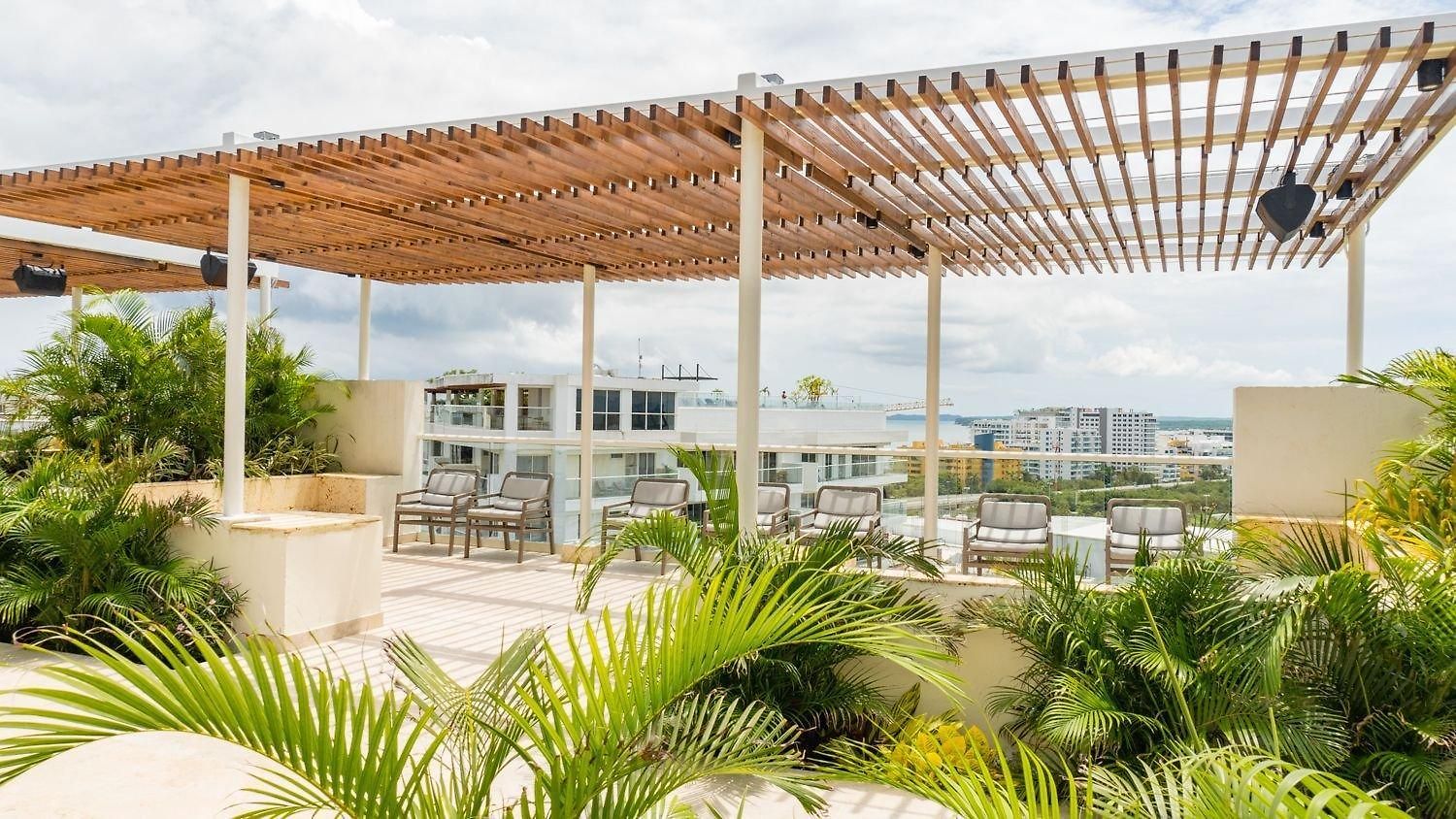Apartamento Dq1301 | 2h Jacuzzi Privado + Piscina Infinita