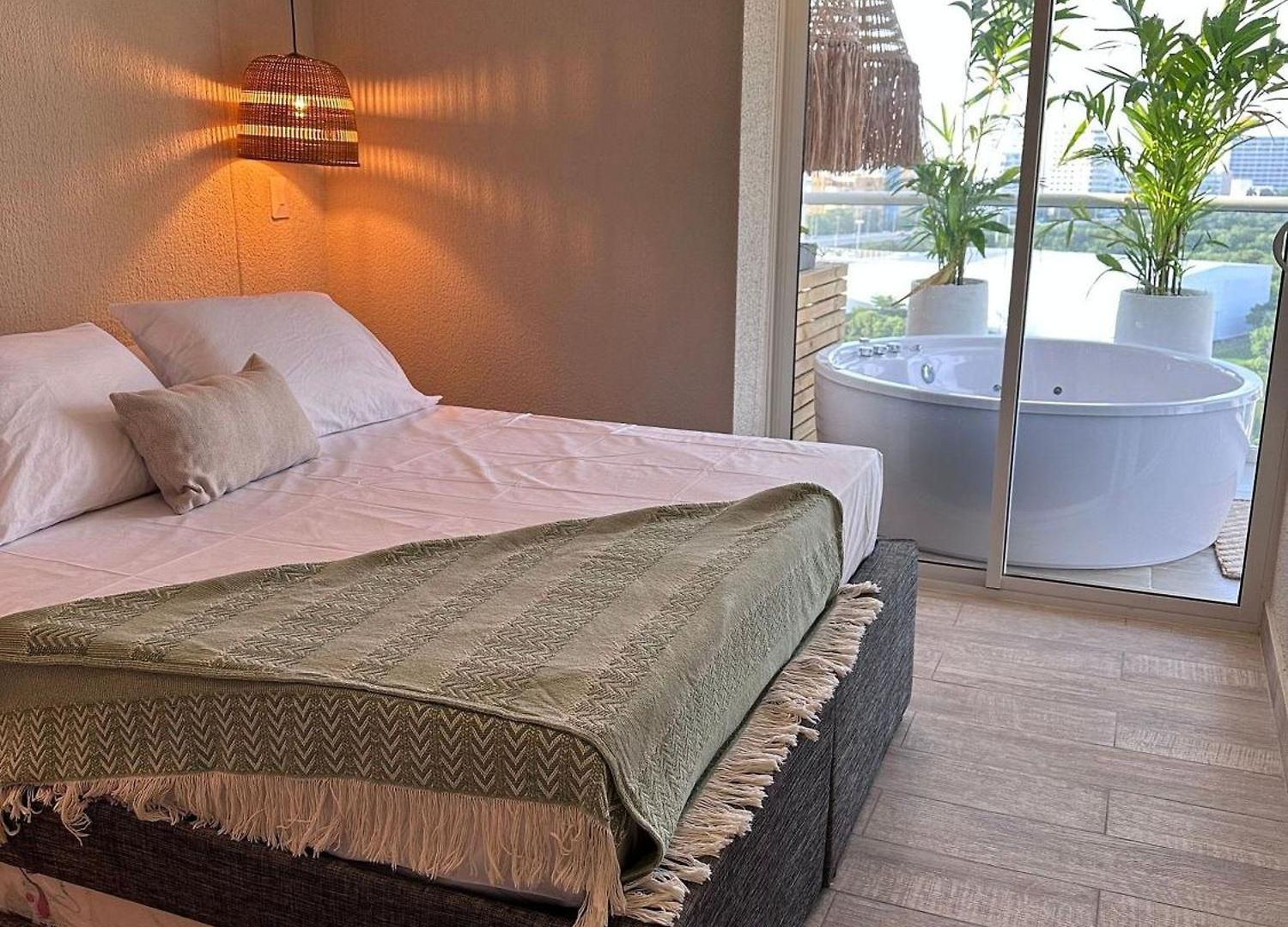 Dq1301 | 2h Jacuzzi Privado + Piscina Infinita Cartagena